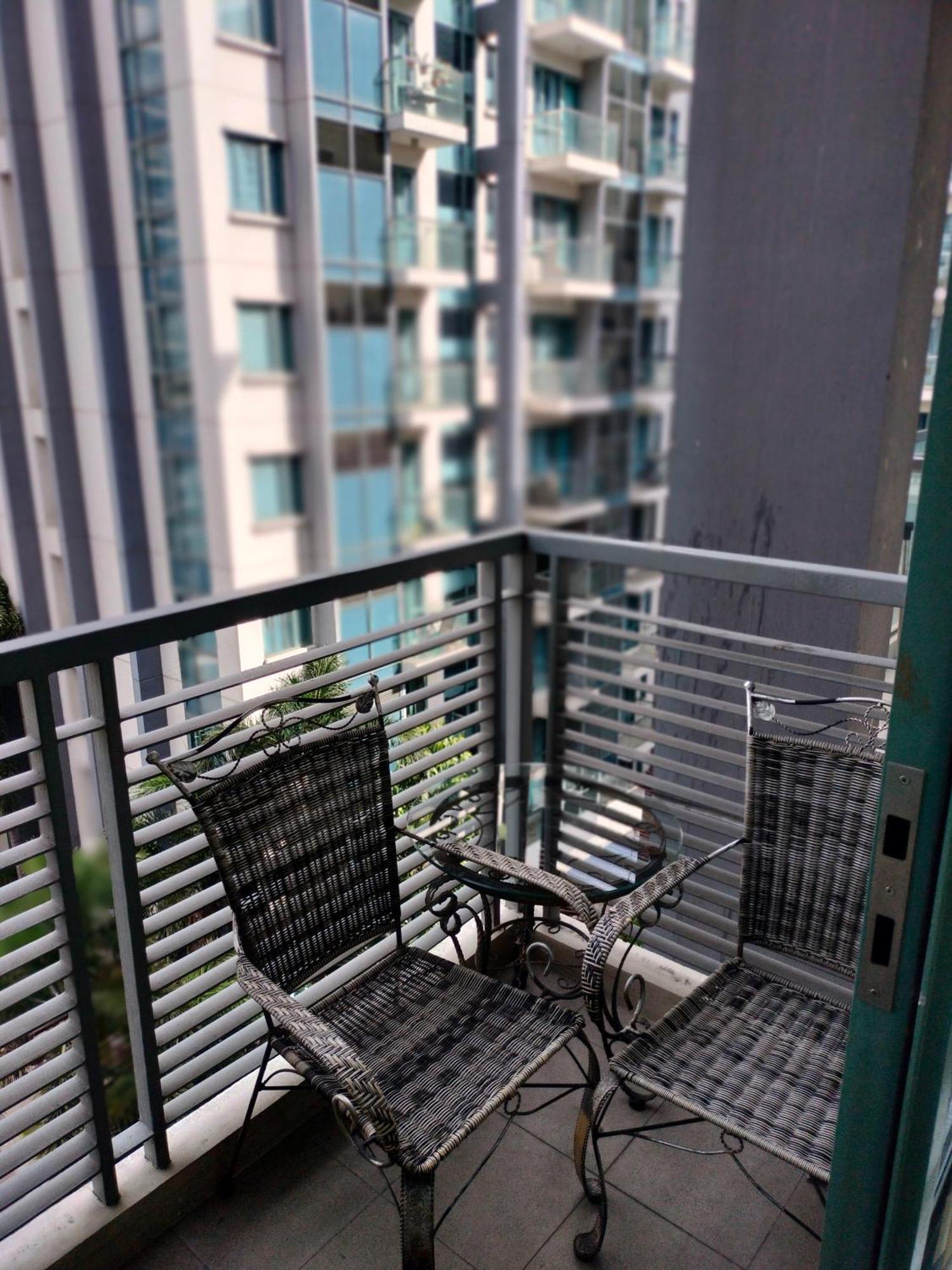 Condotel Near Airport Pasay Exterior photo